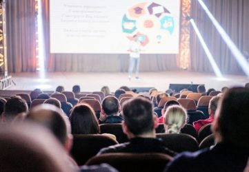 Autocar pour seminaire d&rsquo;entreprise : avantages et conseils